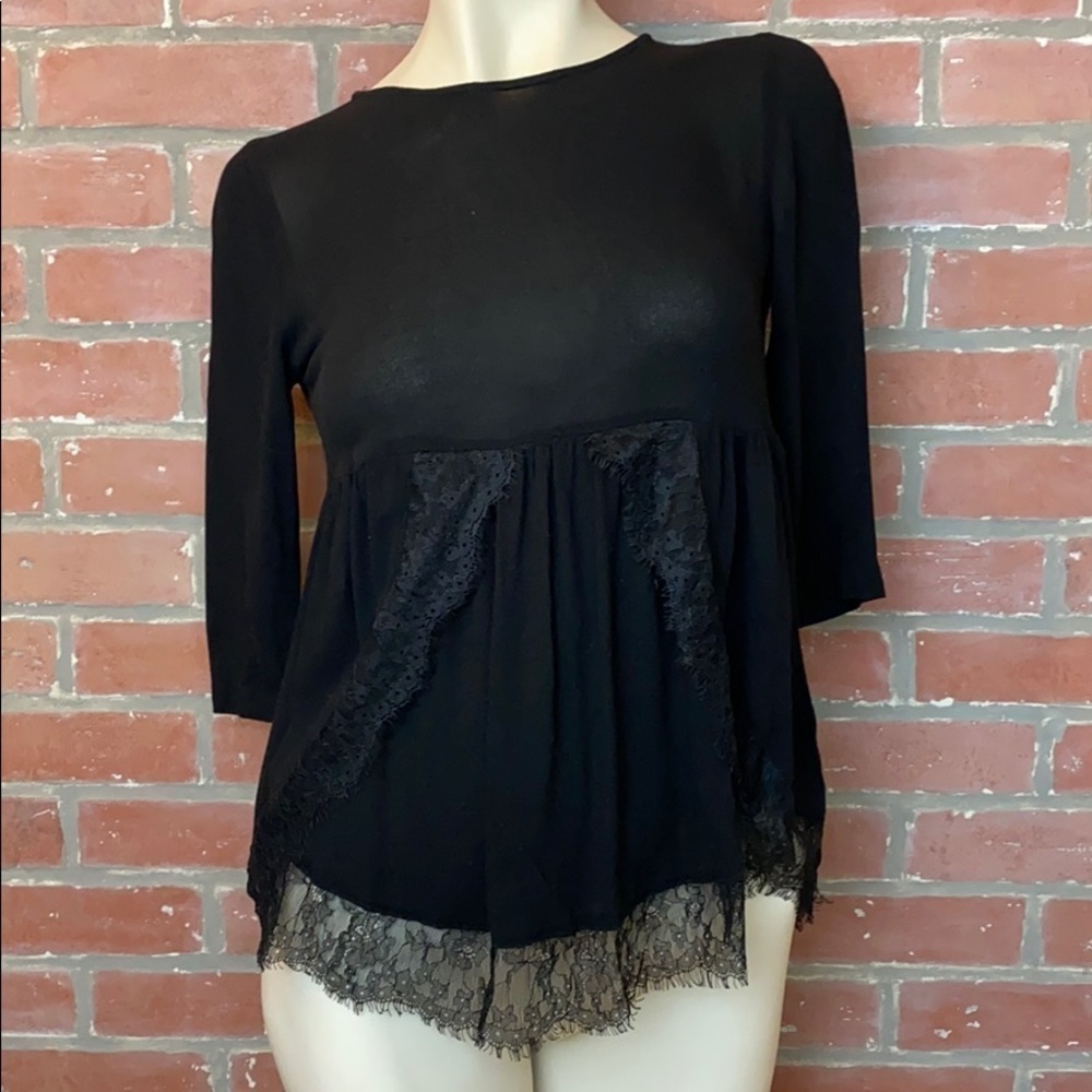 La Hearts Black lace top